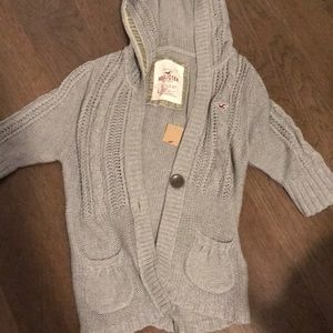 Hollister cardigan super cute
